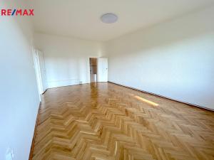 Pronájem bytu 3+1, Praha - Žižkov, Čajkovského, 95 m2
