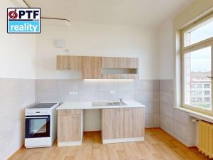 Pronájem bytu 2+1, Plzeň, Goethova, 66 m2