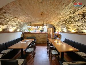 Pronájem restaurace, Žďár nad Sázavou - Žďár nad Sázavou 1, nám. Republiky, 110 m2