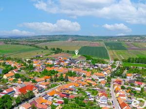 Prodej pozemku pro bydlení, Strachotín, 2318 m2