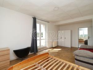 Pronájem bytu 2+1, Praha - Hloubětín, Zelenečská, 52 m2