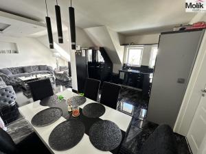 Prodej činžovního domu, Krupka - Bohosudov, Dlouhá, 332 m2