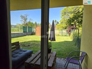 Pronájem bytu 1+kk, Vestec, U Hrubých, 31 m2