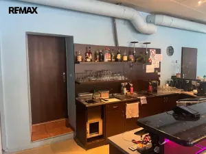 Pronájem obchodního prostoru, Napajedla, 100 m2