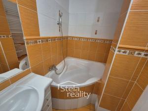 Prodej bytu 2+1, Olomouc, Kmochova, 51 m2