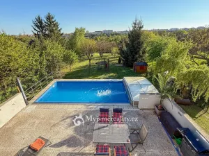 Prodej rodinného domu, Znojmo, 378 m2