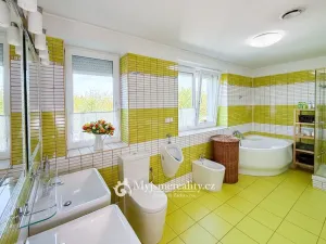 Prodej rodinného domu, Znojmo, 378 m2