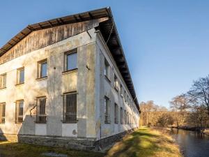 Prodej skladu, Kolinec, 2640 m2