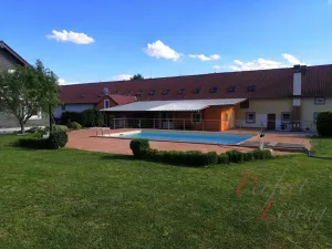 Prodej ubytování, Mělník, Střemská, 1633 m2