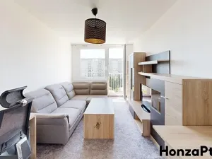 Prodej bytu 2+kk, Praha - Kobylisy, Střekovská, 45 m2