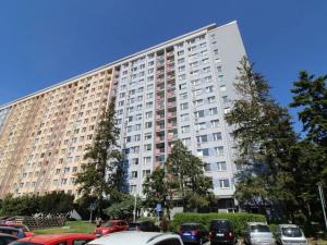 Prodej bytu 2+1, Praha - Kobylisy, Hlaváčova, 61 m2
