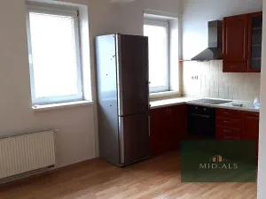 Prodej bytu 3+1, České Budějovice, Nerudova, 69 m2