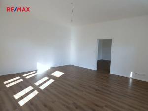 Pronájem bytu 3+1, Praha - Smíchov, Staropramenná, 129 m2