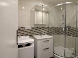 Pronájem bytu 2+kk, Praha - Holešovice, Vrbenského, 59 m2
