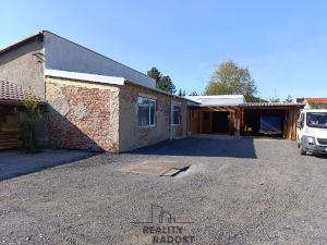 Pronájem výrobních prostor, Neplachovice - Zadky, 400 m2