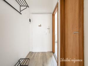 Pronájem bytu 2+kk, Praha - Nusle, Družstevní ochoz, 45 m2