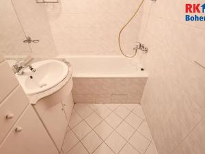 Pronájem bytu 2+kk, Praha - Vysočany, Paříkova, 56 m2