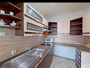 Prodej bytu 2+kk, Praha - Kamýk, Pšenčíkova, 43 m2