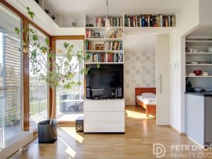 Prodej bytu 2+kk, Praha - Hrdlořezy, Nad Smetankou, 57 m2