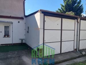 Prodej vícegeneračního domu, Praha - Kobylisy, Klapkova, 800 m2