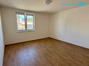 Pronájem bytu 2+kk, Tachov, Sokolovská, 41 m2
