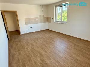 Pronájem bytu 2+kk, Tachov, Sokolovská, 57 m2