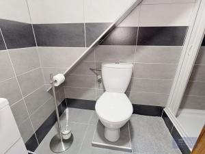 Prodej rodinného domu, Březí, U školky, 198 m2