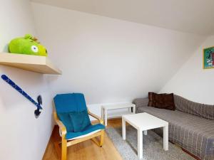 Prodej rodinného domu, Březí, U školky, 198 m2
