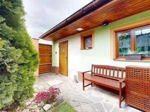 Prodej rodinného domu, Březí, U školky, 198 m2