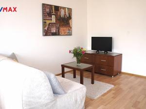 Pronájem bytu 2+kk, Praha - Smíchov, Na Zatlance, 45 m2