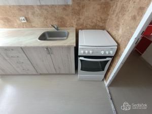 Prodej bytu 3+1, Bukovany, 67 m2