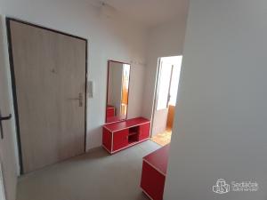 Prodej bytu 3+1, Bukovany, 67 m2