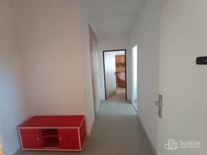 Prodej bytu 3+1, Bukovany, 67 m2