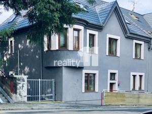 Pronájem bytu 1+kk, Praha - Hrdlořezy, Českobrodská, 24 m2