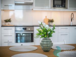 Prodej bytu 2+kk, Říčany, Na Výšině, 56 m2
