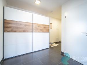 Prodej bytu 2+kk, Říčany, Na Výšině, 56 m2