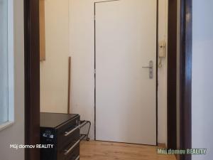 Pronájem bytu 1+kk, Praha - Libeň, Drahobejlova, 30 m2