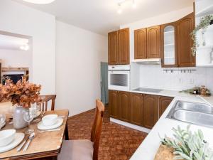 Prodej rodinného domu, Chrášťany - Bylany, 154 m2