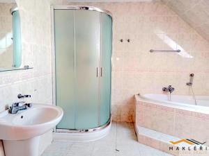 Pronájem bytu 4+1, Rokytnice nad Rokytnou, 114 m2