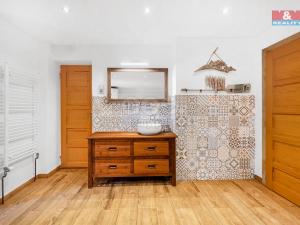 Prodej rodinného domu, Česká Lípa, Nerudova, 220 m2