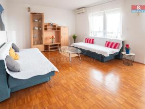 Prodej bytu 3+1, Praha - Stodůlky, Volutová, 63 m2