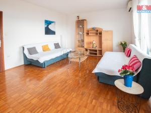 Prodej bytu 3+1, Praha - Stodůlky, Volutová, 63 m2