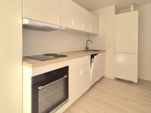 Prodej bytu 2+kk, Praha - Vysočany, Poděbradská, 50 m2