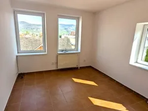 Pronájem bytu 2+kk, Děčín, Jiskrova, 32 m2