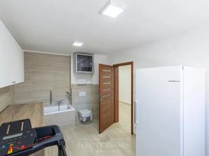 Prodej vily, Praha - Suchdol, Osvobození, 314 m2