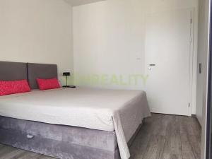 Pronájem bytu 2+kk, Praha - Košíře, Hlaváčkova, 51 m2