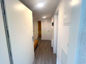 Pronájem bytu 2+kk, Praha - Košíře, Hlaváčkova, 51 m2