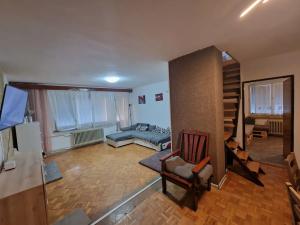 Prodej rodinného domu, Sehradice, 325 m2