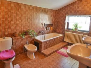 Prodej vícegeneračního domu, Unhošť, U Pily, 251 m2