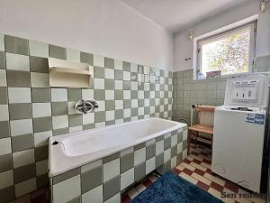 Prodej rodinného domu, Liberk, 230 m2
